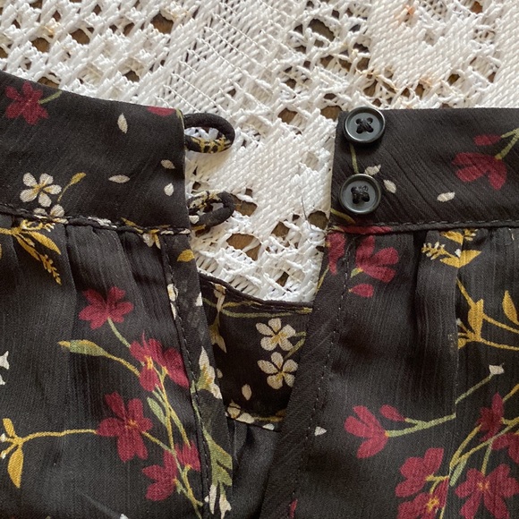 BB Dakota long sleeved blouse size large. - Picture 8 of 9